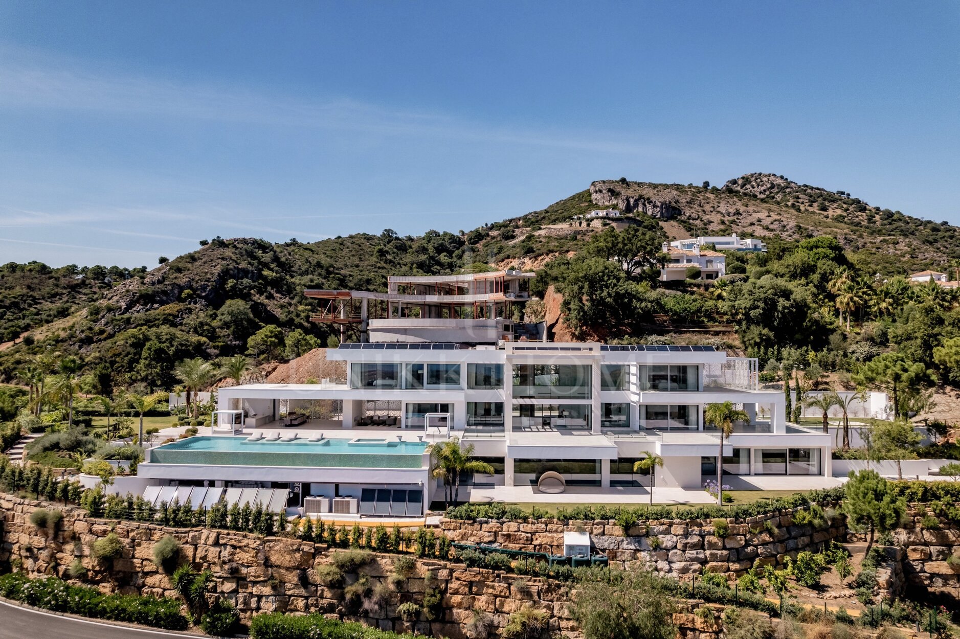Bienvenido a La Isabella, la joya de la corona de Marbella Club Golf Resort.