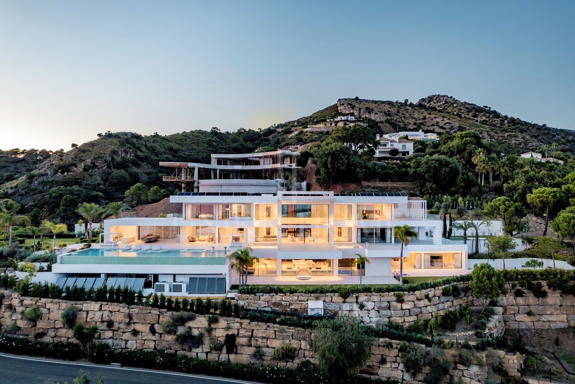 Bienvenido a La Isabella, la joya de la corona de Marbella Club Golf Resort.