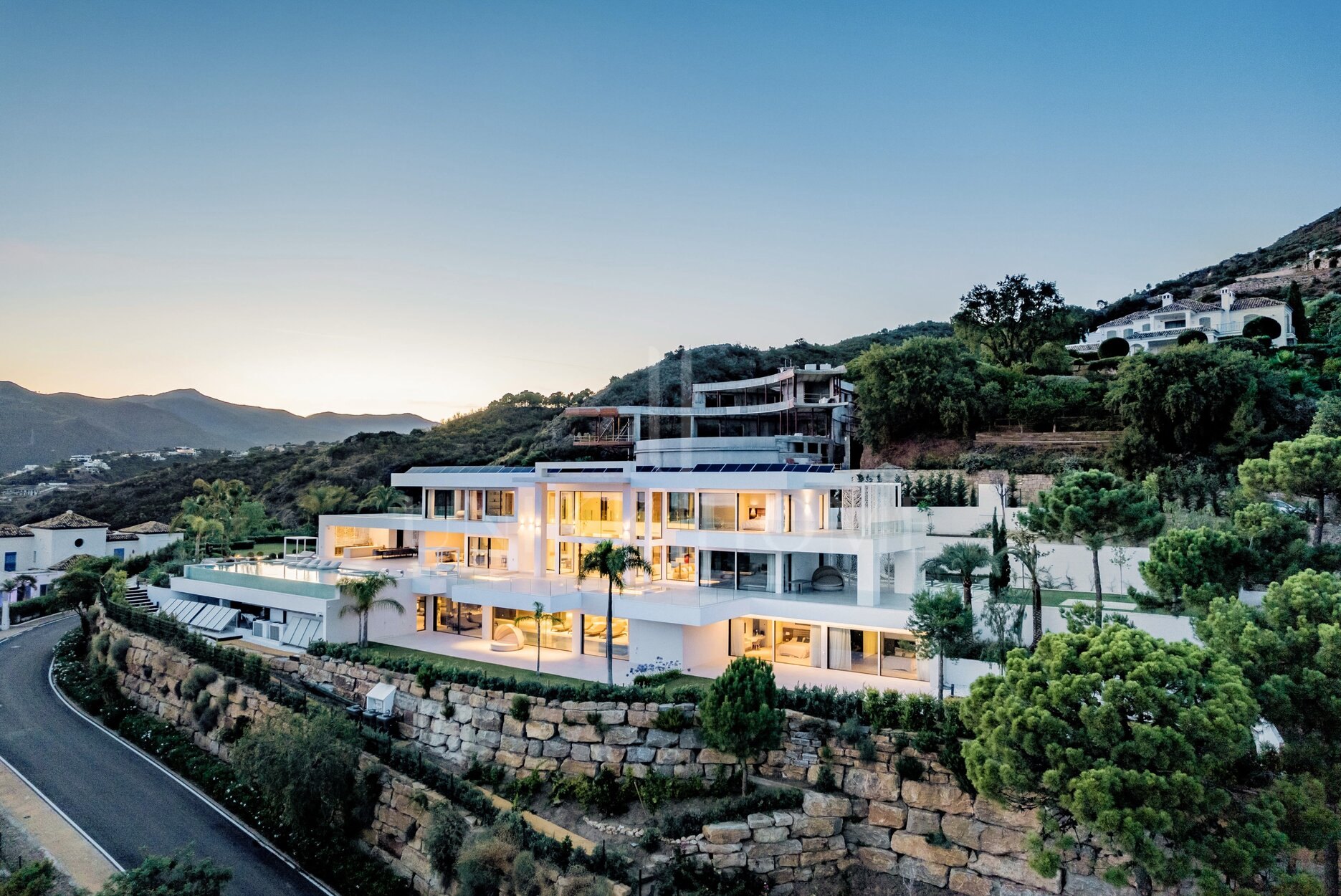 Bienvenido a La Isabella, la joya de la corona de Marbella Club Golf Resort.