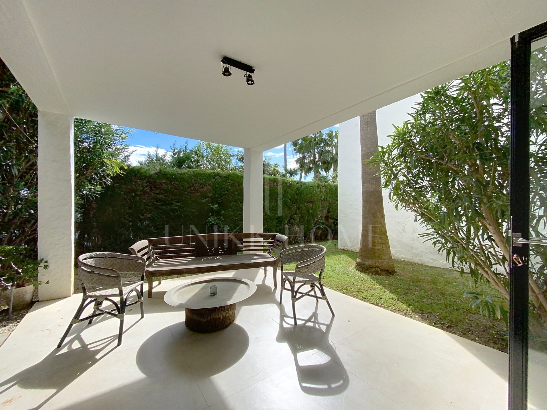 4 -Bedrooms Villa with Pool in Diana Park, East Estepona