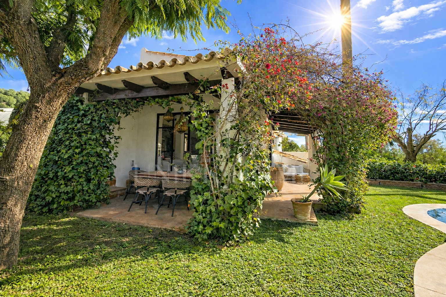 4 -Bedrooms Villa with Pool in Diana Park, East Estepona