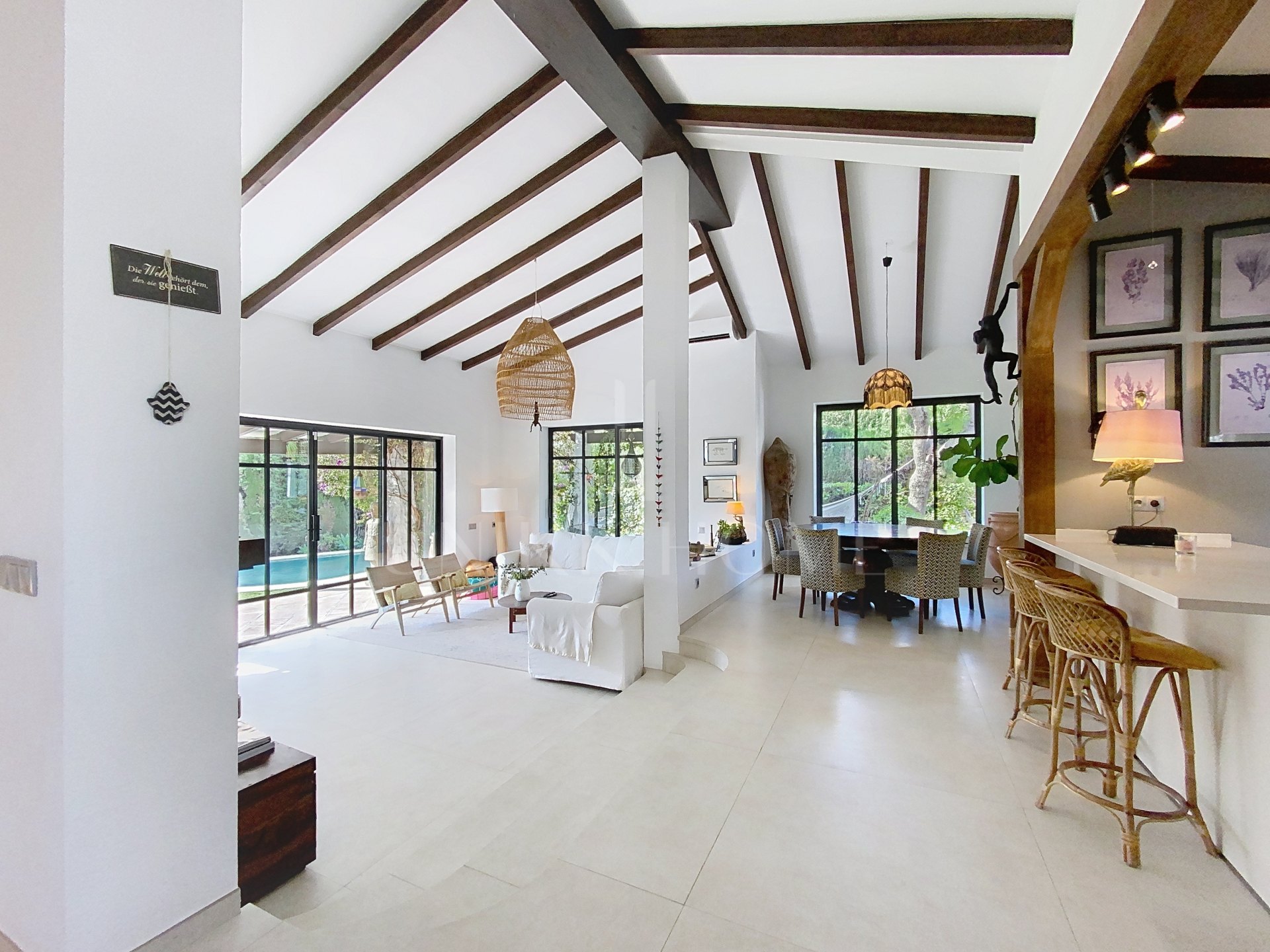 4 -Bedrooms Villa with Pool in Diana Park, East Estepona