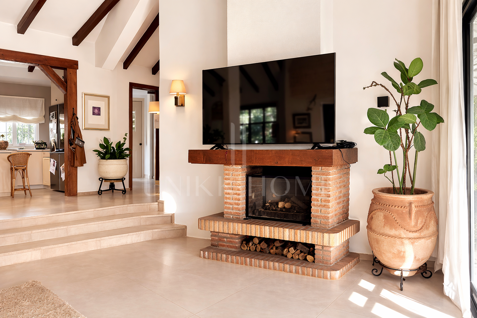 4 -Bedrooms Villa with Pool in Diana Park, East Estepona