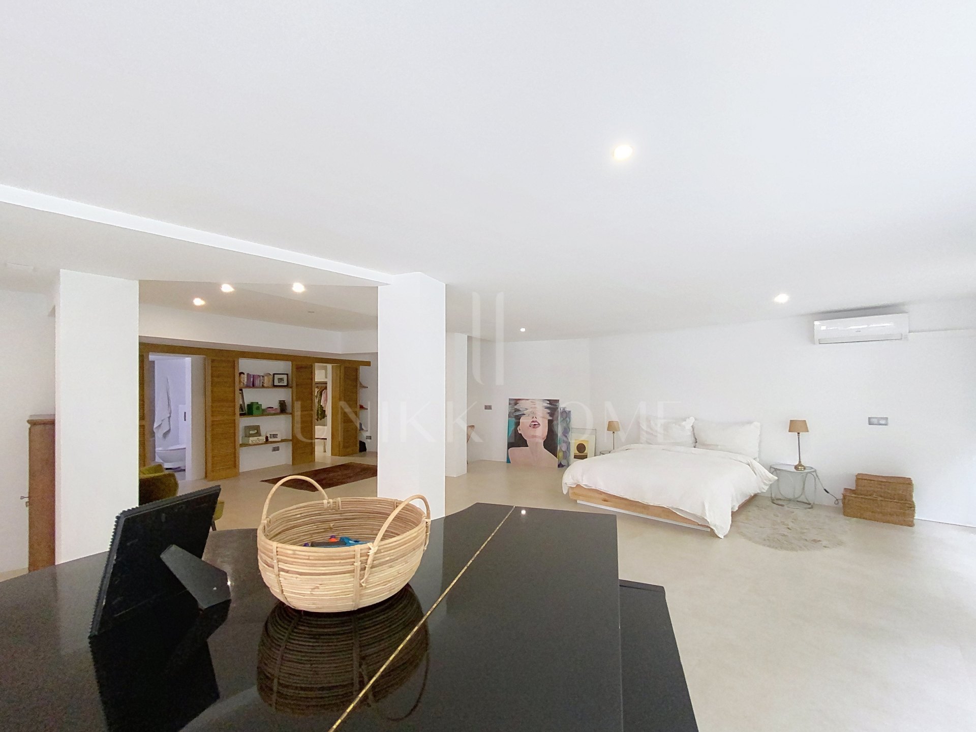 4 -Bedrooms Villa with Pool in Diana Park, East Estepona