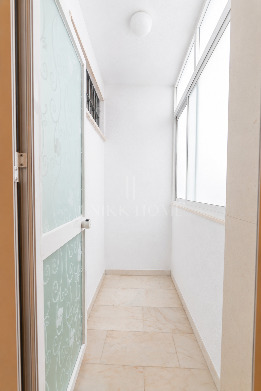 Seafront Apartment on Estepona's Promenade