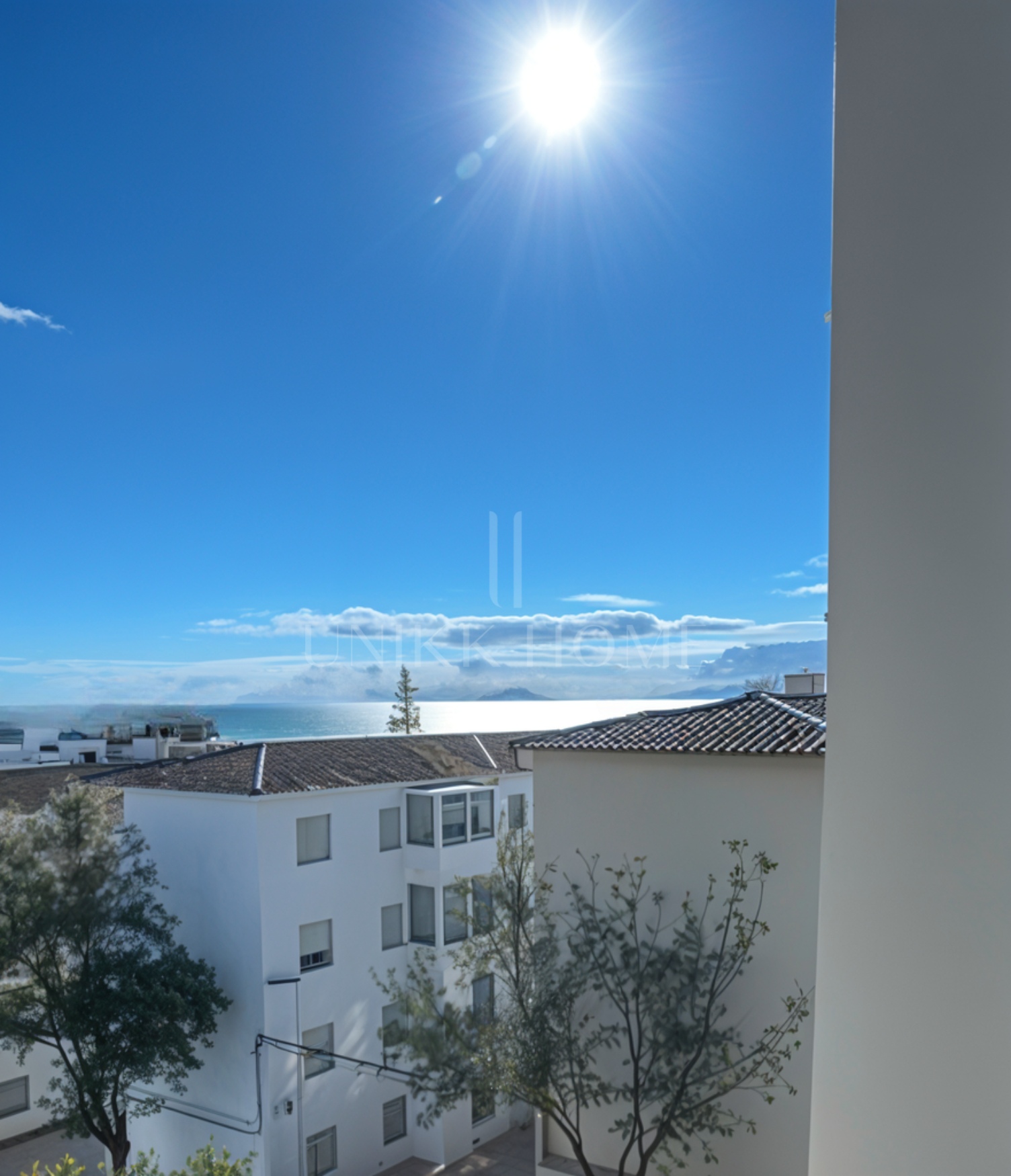 Apartamento Reformado con vistas al mar en Estepona Puerto