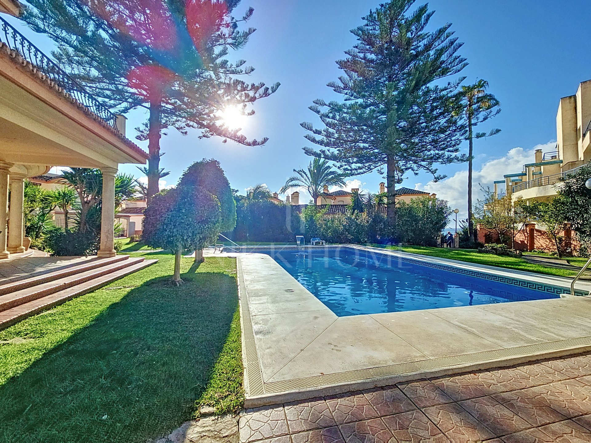 Townhouse on the Beachfront in Estepona Port