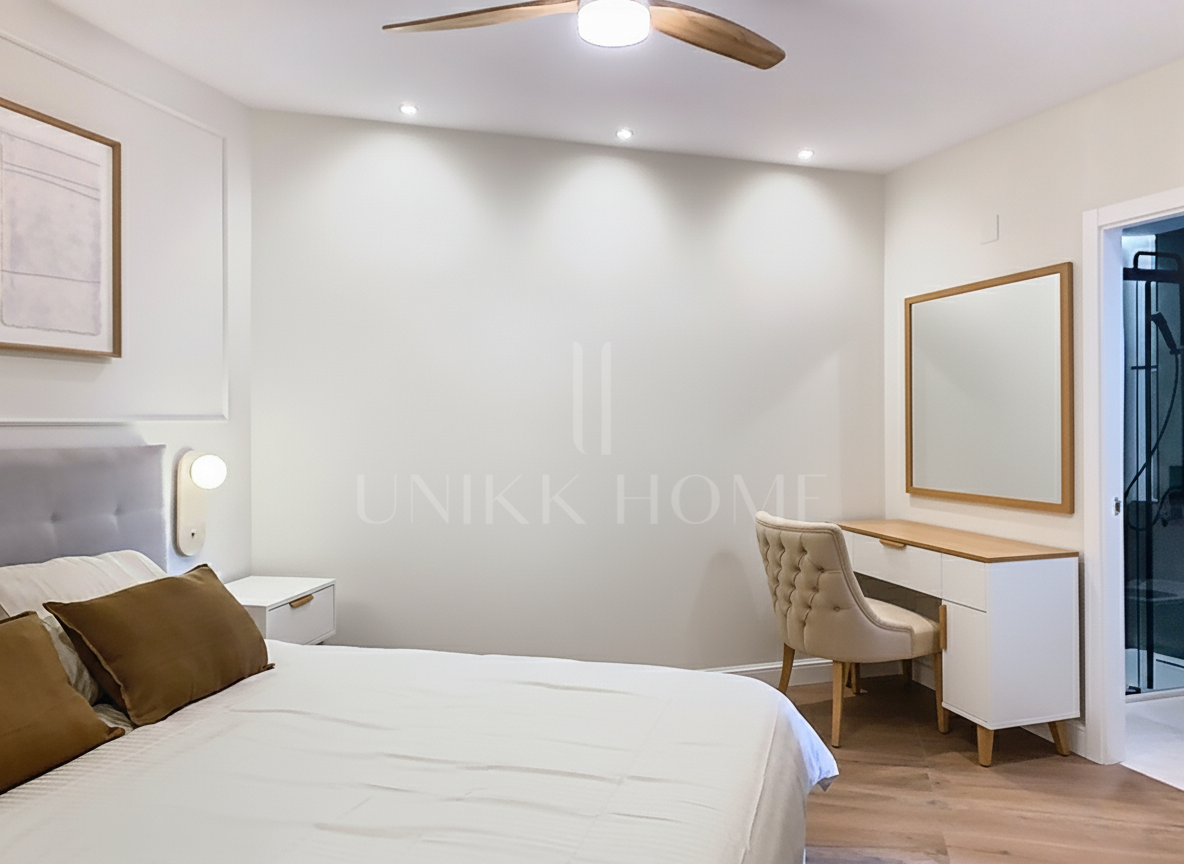 Fully Renovated and Furnished 3-Bedroom Apartment – Puerto de Estepona