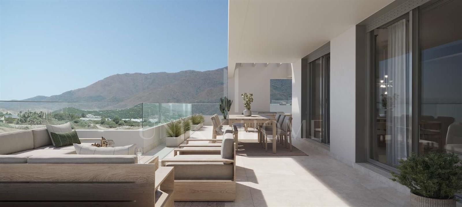 Moderno apartamento en planta baja de 2 dormitorios con terraza – Estepona