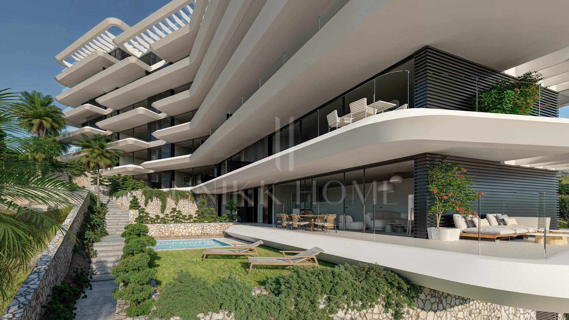 Ground-Floor Apartment with Private Pool in Estepona City