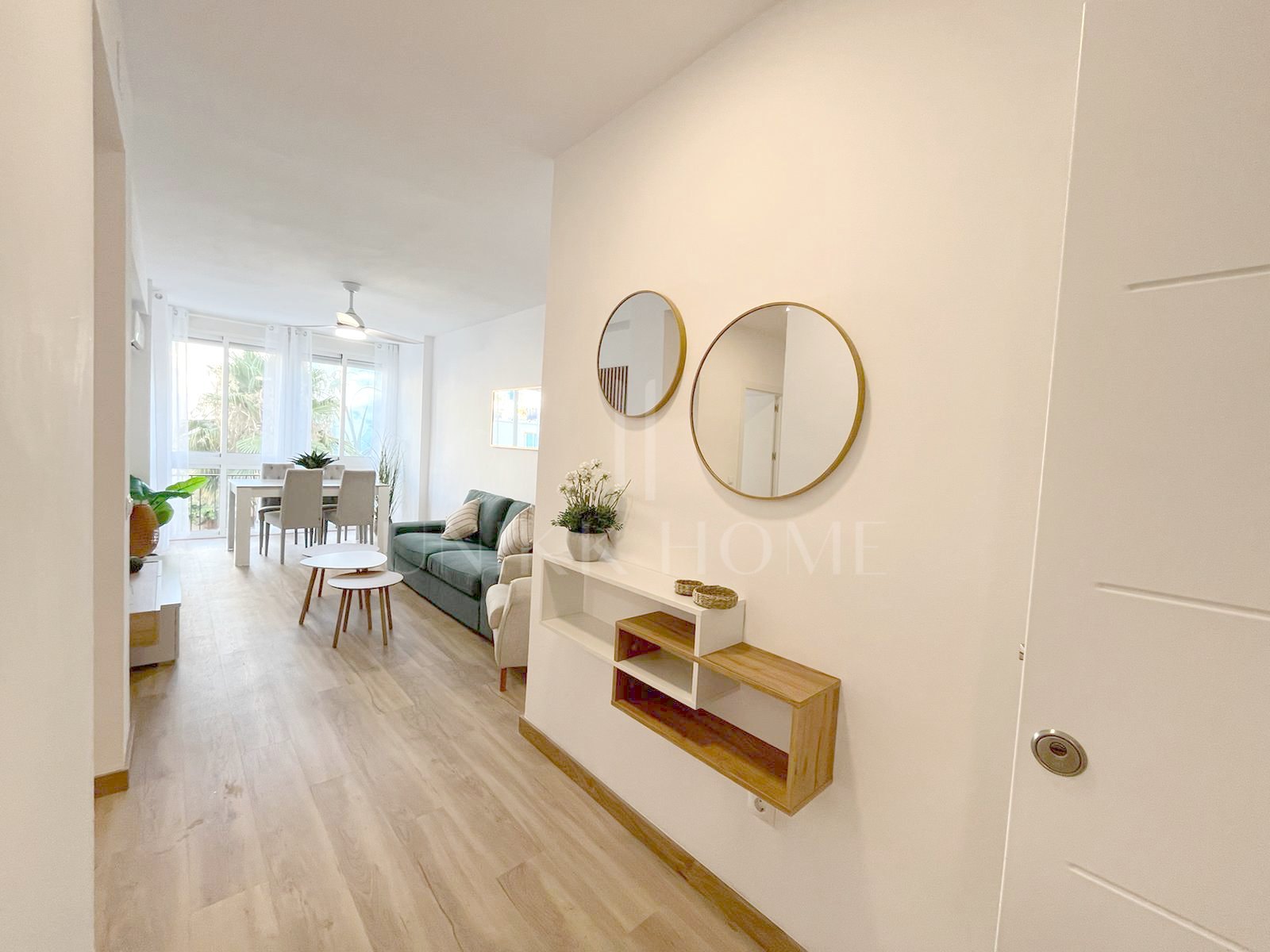 REFURBISHED 3-BEDROOM APARTMENT IN THE OLD TOWN – ESTEPONA CENTRE