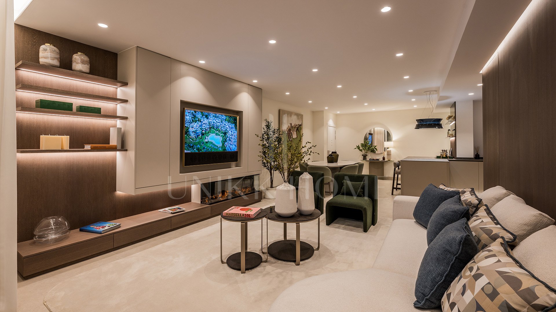 Sophisticated Ground-Floor Apartment in Frontline Beach Complex – Bahía del Velerín, Estepona