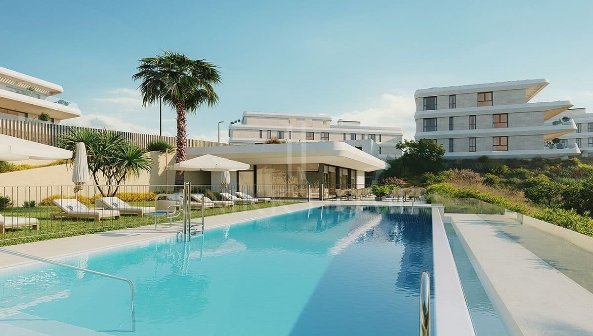 High-floor 2-Bedroom Apartment with Sea Views – New Golden Mile, Estepona
