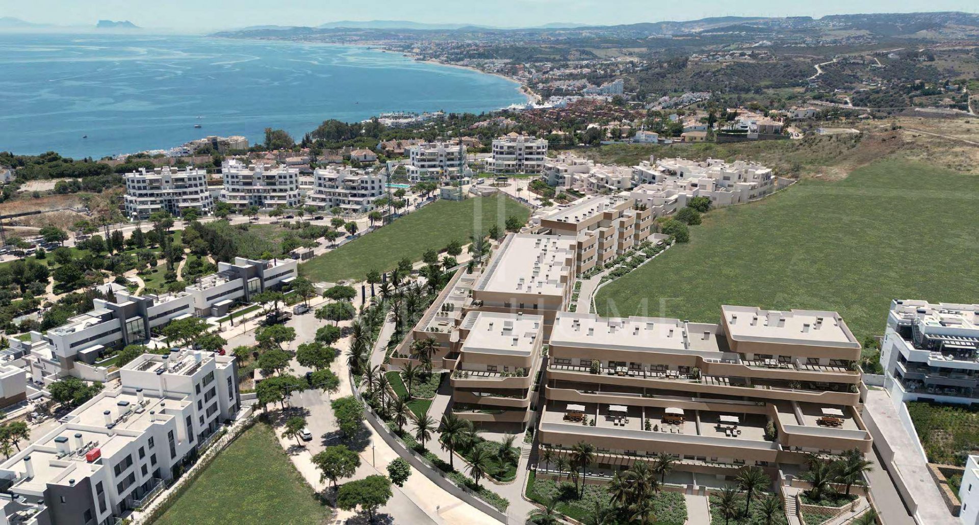 First Floor Apartment with 100m2 terrace in Las Mesas indoor pool complex, Estepona