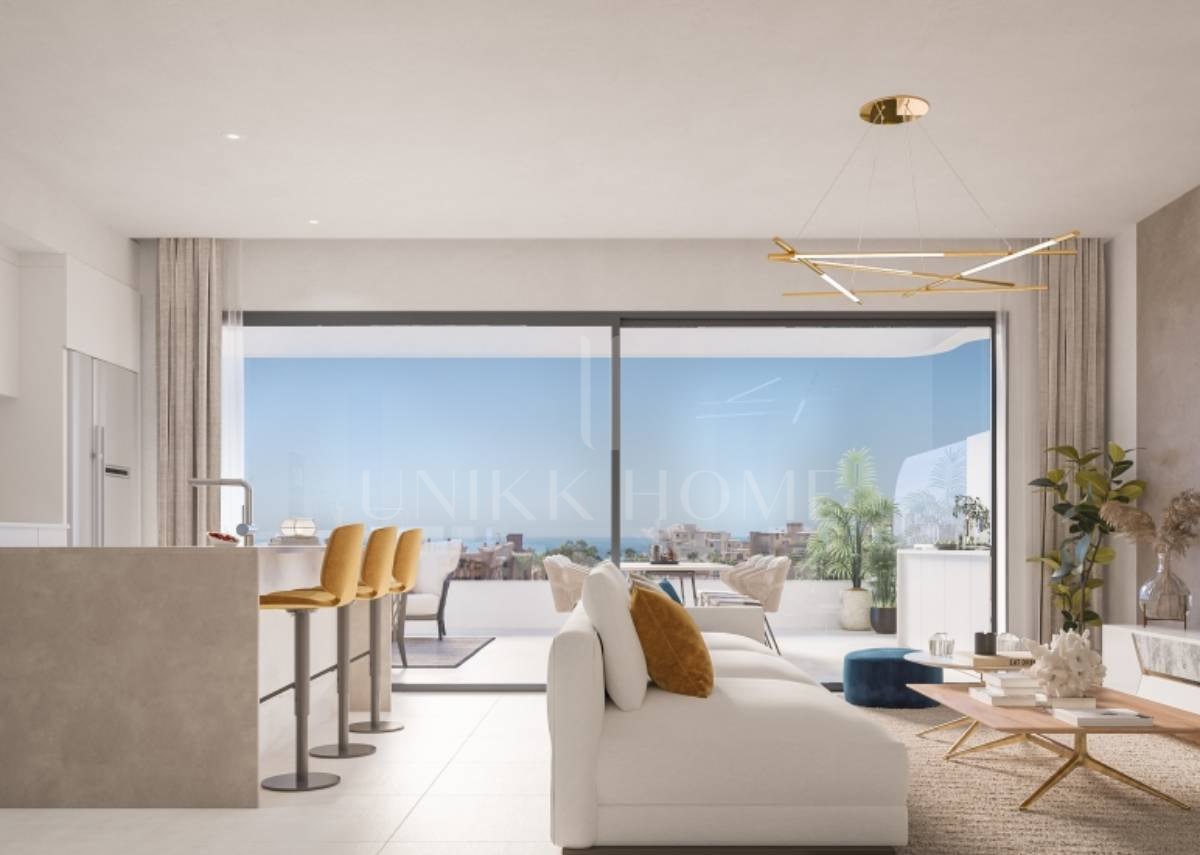 APARTAMENTO DE 3 DORMITORIOS LISTO PARA ENTRAR A VIVIR EN COMPLEJO CON AMENIDADES MODERNAS - ZONA KEMPINSKI, ESTEPONA