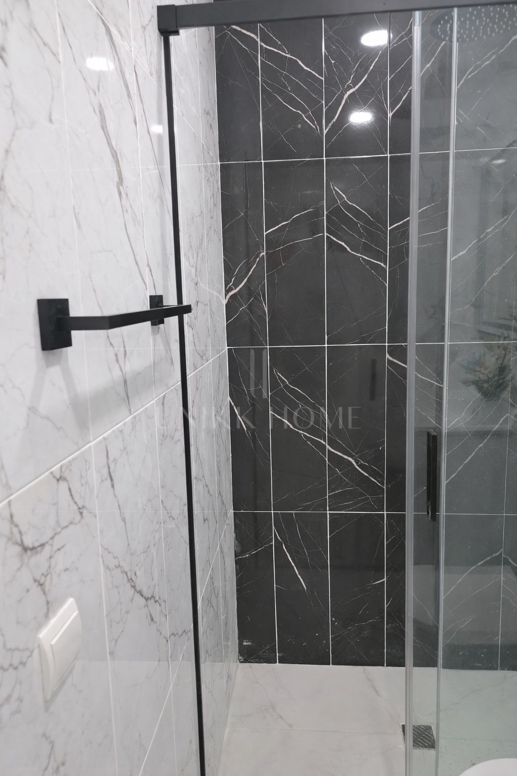 Apartamento con Jardín a Poca Distancia de la Playa - Buenas Noches, Oeste de Estepona