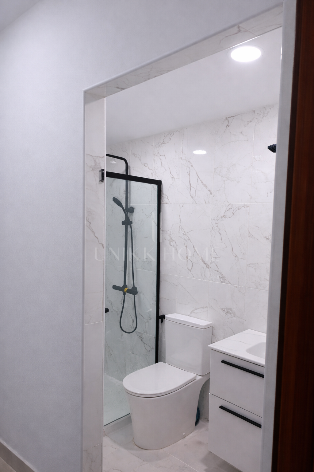 Apartamento con Jardín a Poca Distancia de la Playa - Buenas Noches, Oeste de Estepona