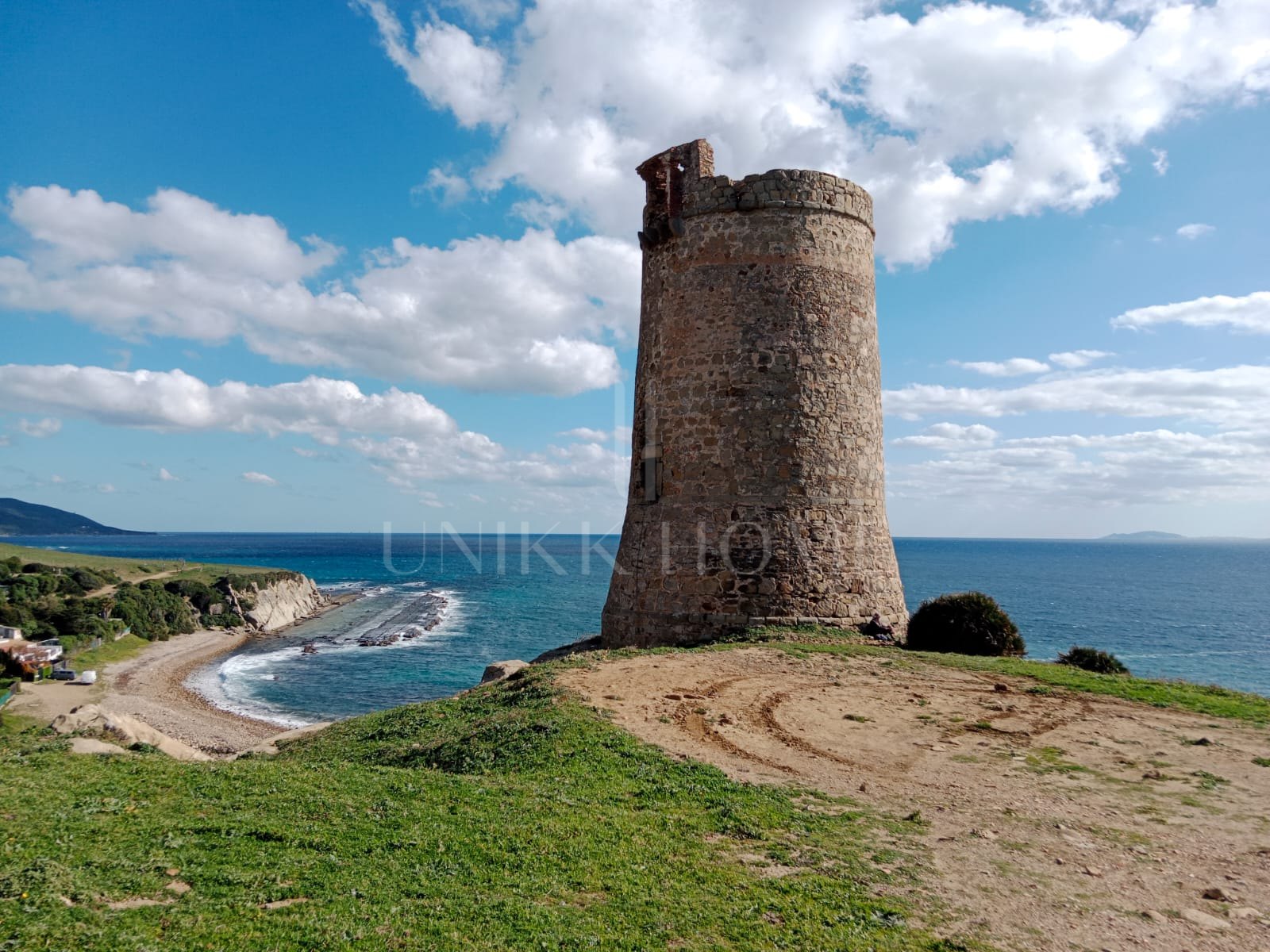 Terreno Exclusivo en Primera Línea de Playa en Tarifa – 117.543 m²