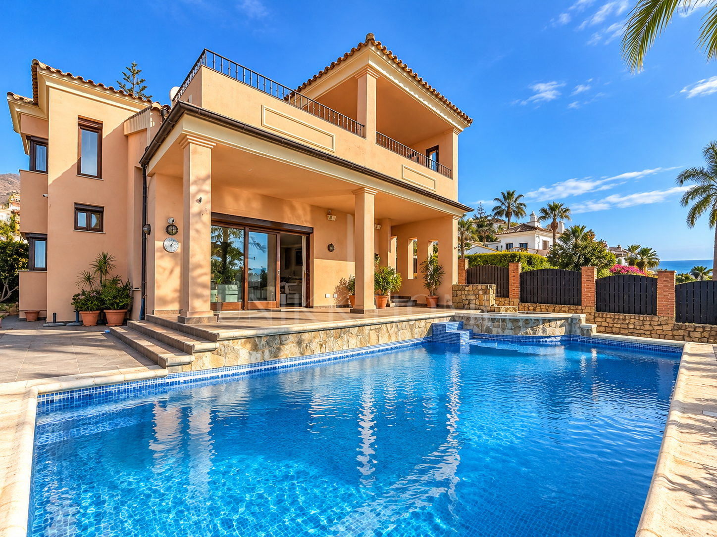 Fantástica Villa con Vistas al Mar en Seghers, Estepona