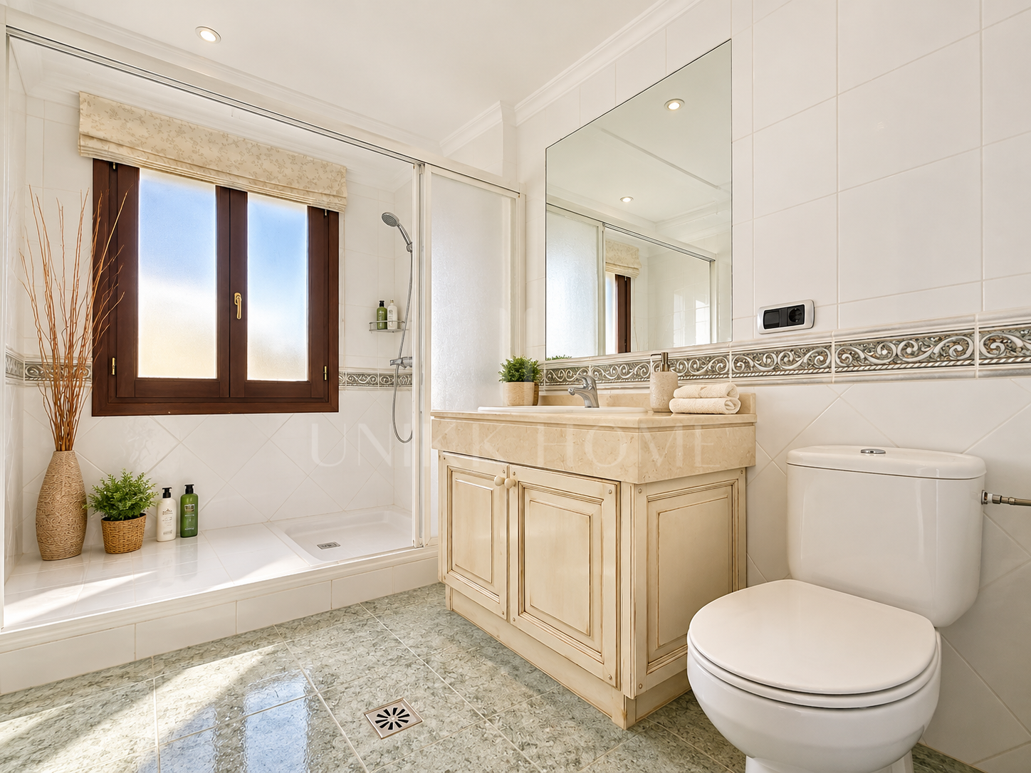 Fantástica Villa con Vistas al Mar en Seghers, Estepona