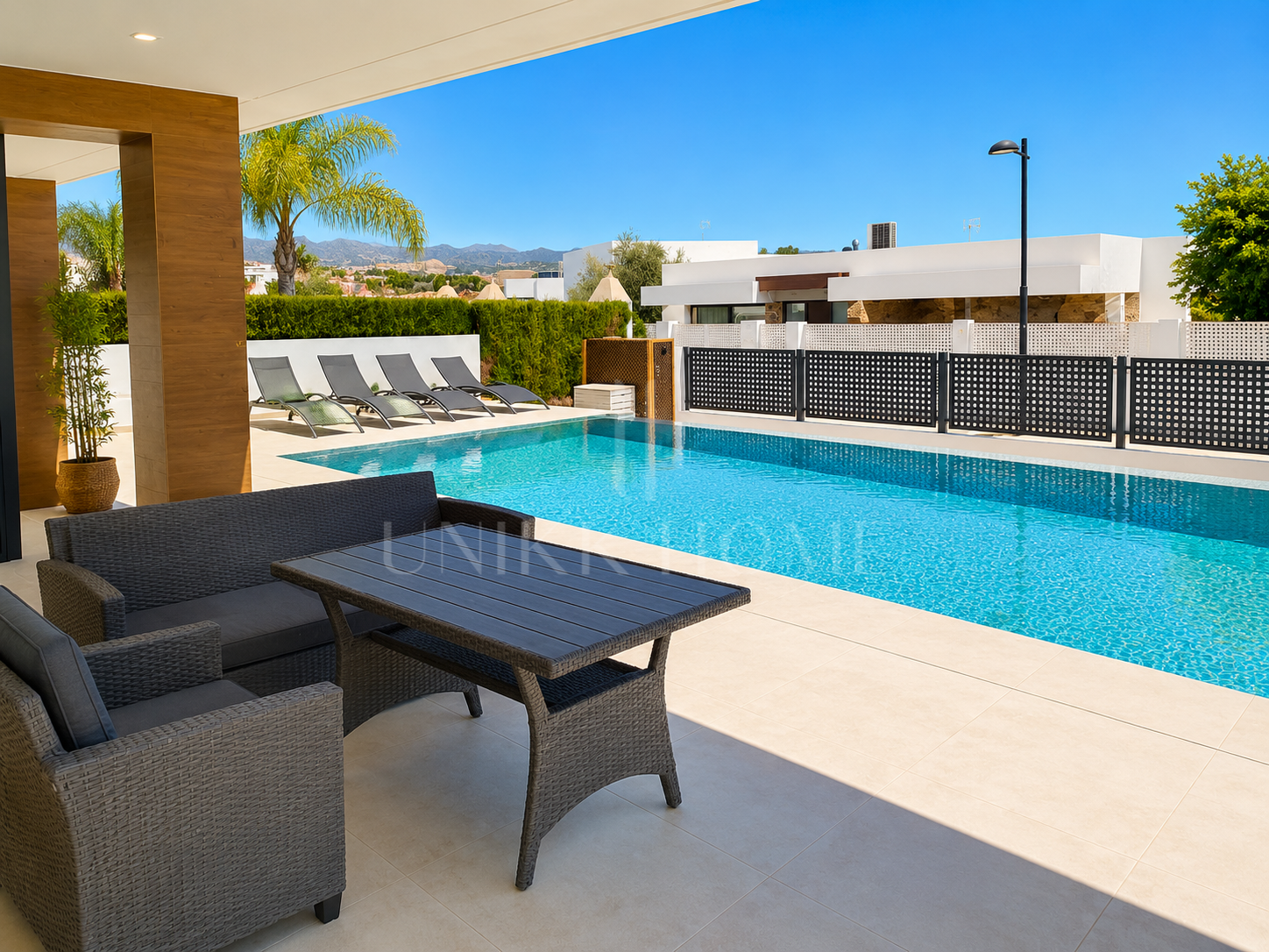 CONTEMPORARY VILLA WITH OPEN SEA VIEWS - VALLE ROMANO GOLF