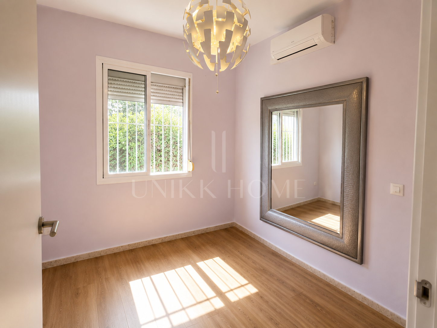 Villa independiente con gran parcela en El Paraíso Medio, Estepona