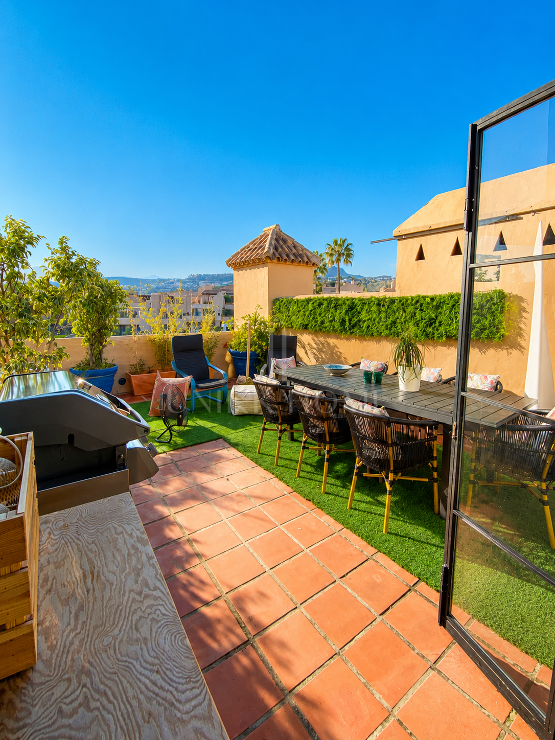 3-Bedroom Duplex Penthouse in Cartuja del Golf – Estepona’s New Golden Mile