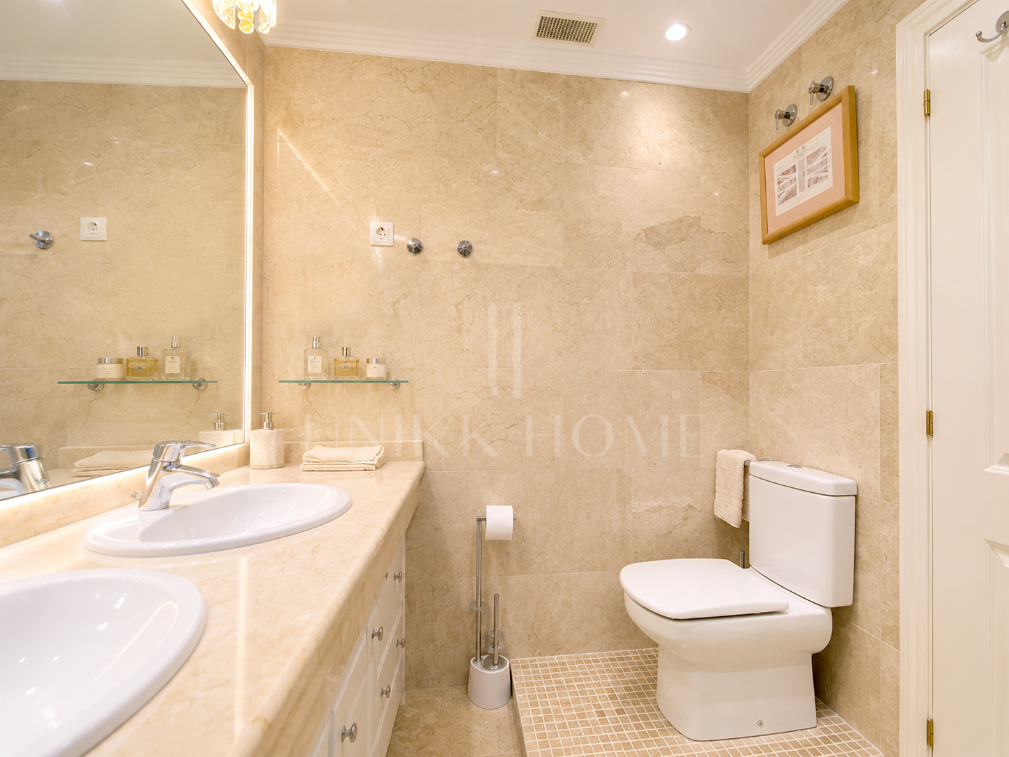 Apartamento con vistas al mar cerca de la playa - Estepona Oeste