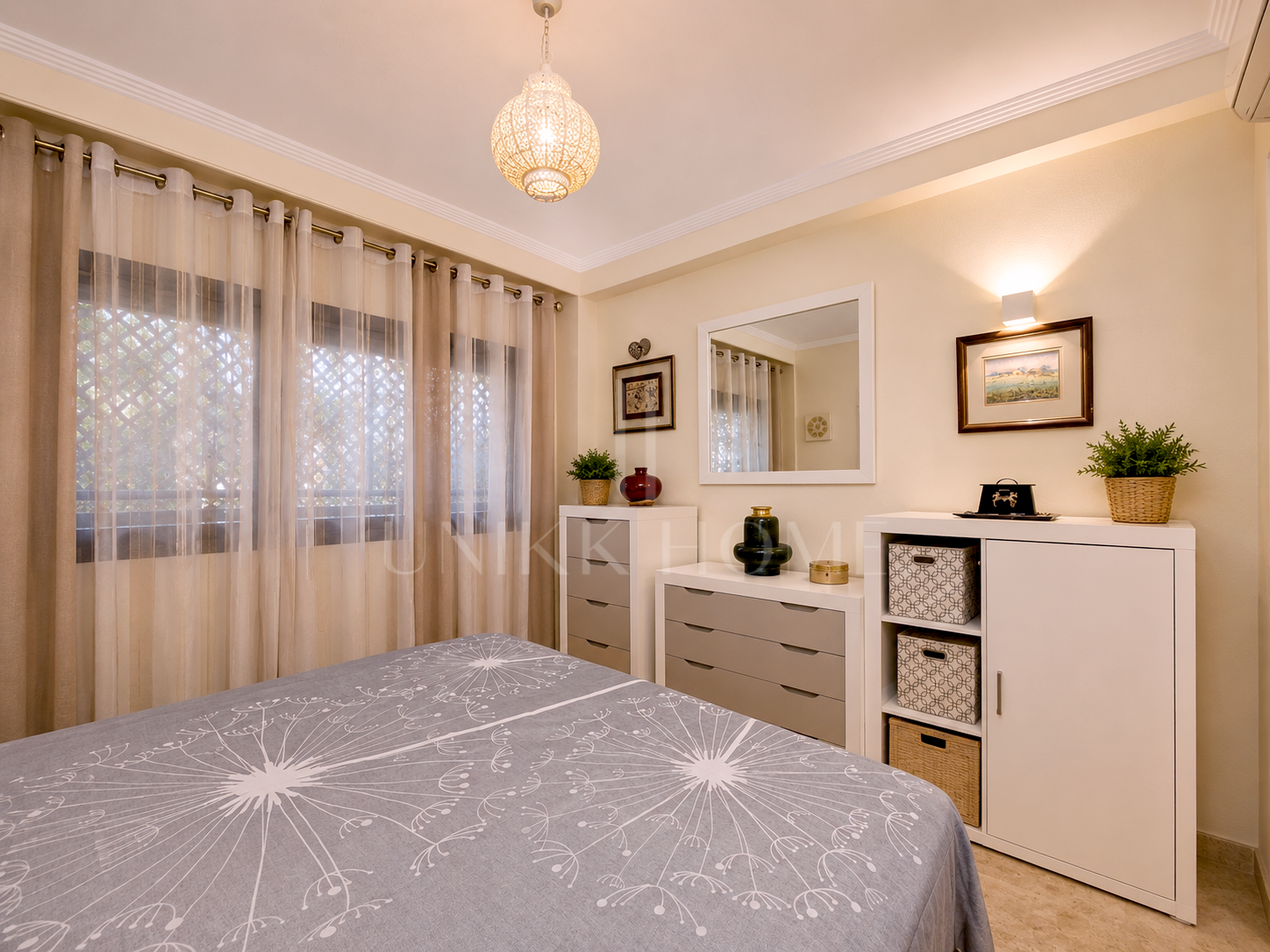 Apartamento con vistas al mar cerca de la playa - Estepona Oeste
