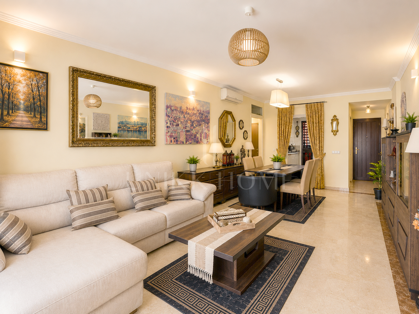 Apartamento con vistas al mar cerca de la playa - Estepona Oeste