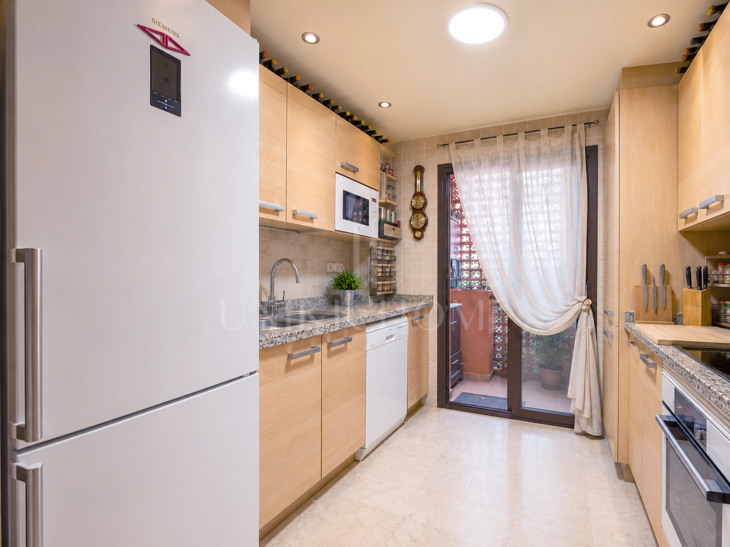 Apartamento con vistas al mar cerca de la playa - Estepona Oeste