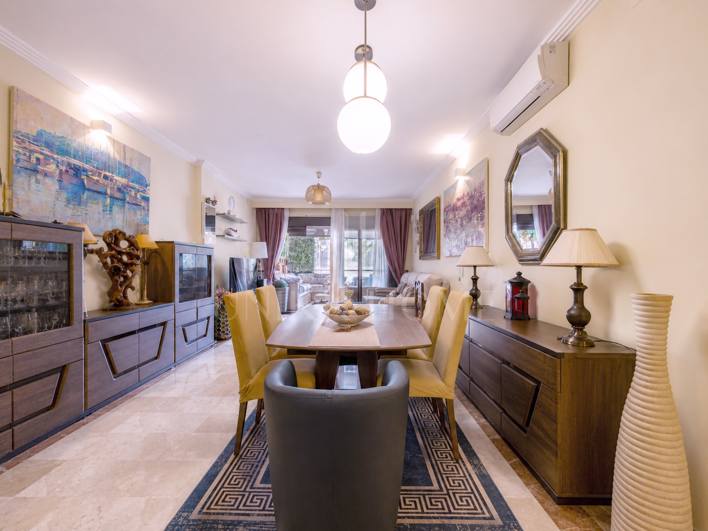 Apartamento con vistas al mar cerca de la playa - Estepona Oeste