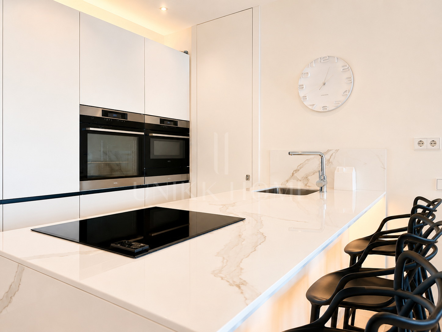 Apartment in Darya - Modern Development Fronline Sea on the Beach Promenade of Estepona Center