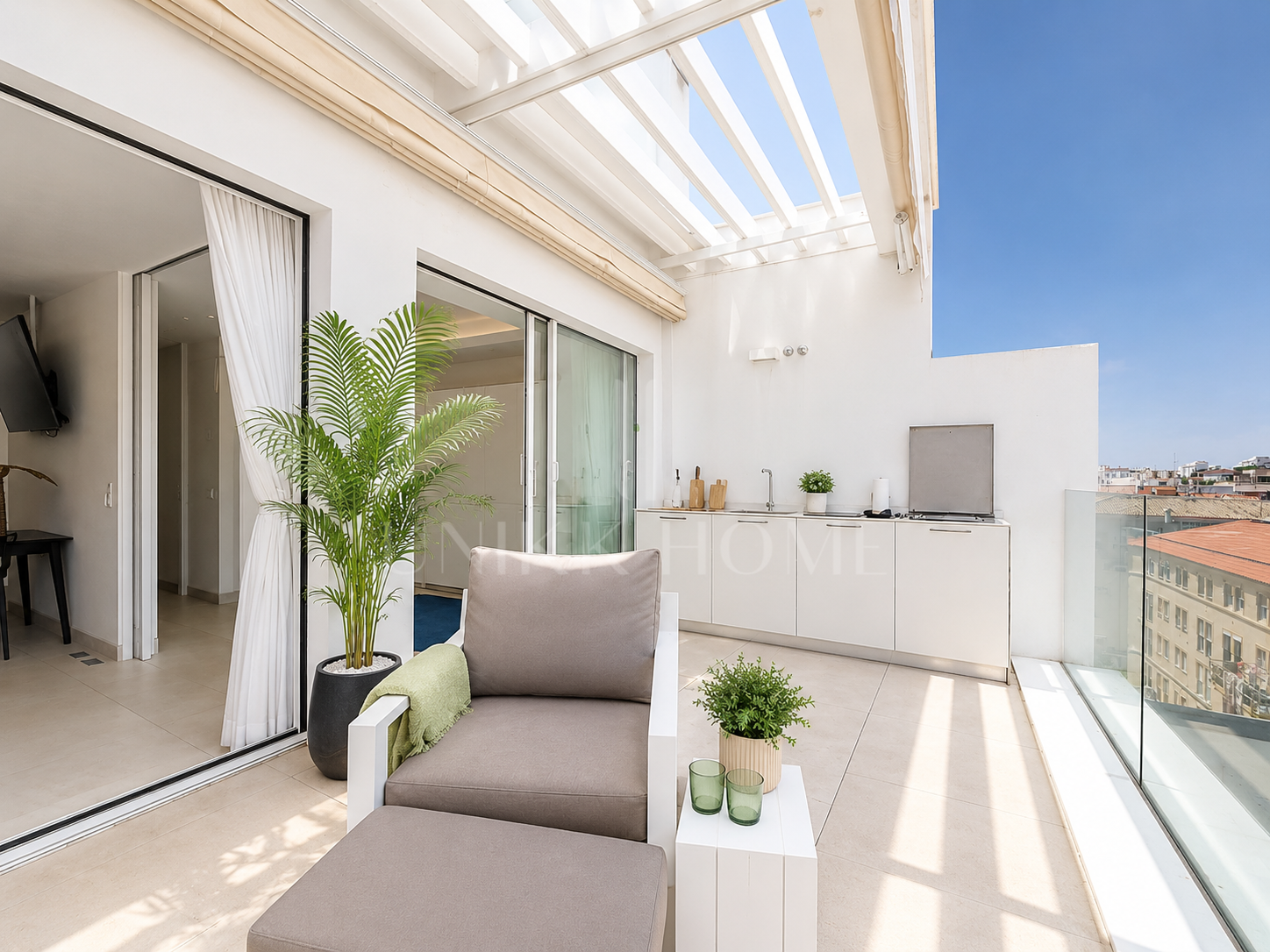 Apartment in Darya - Modern Development Fronline Sea on the Beach Promenade of Estepona Center