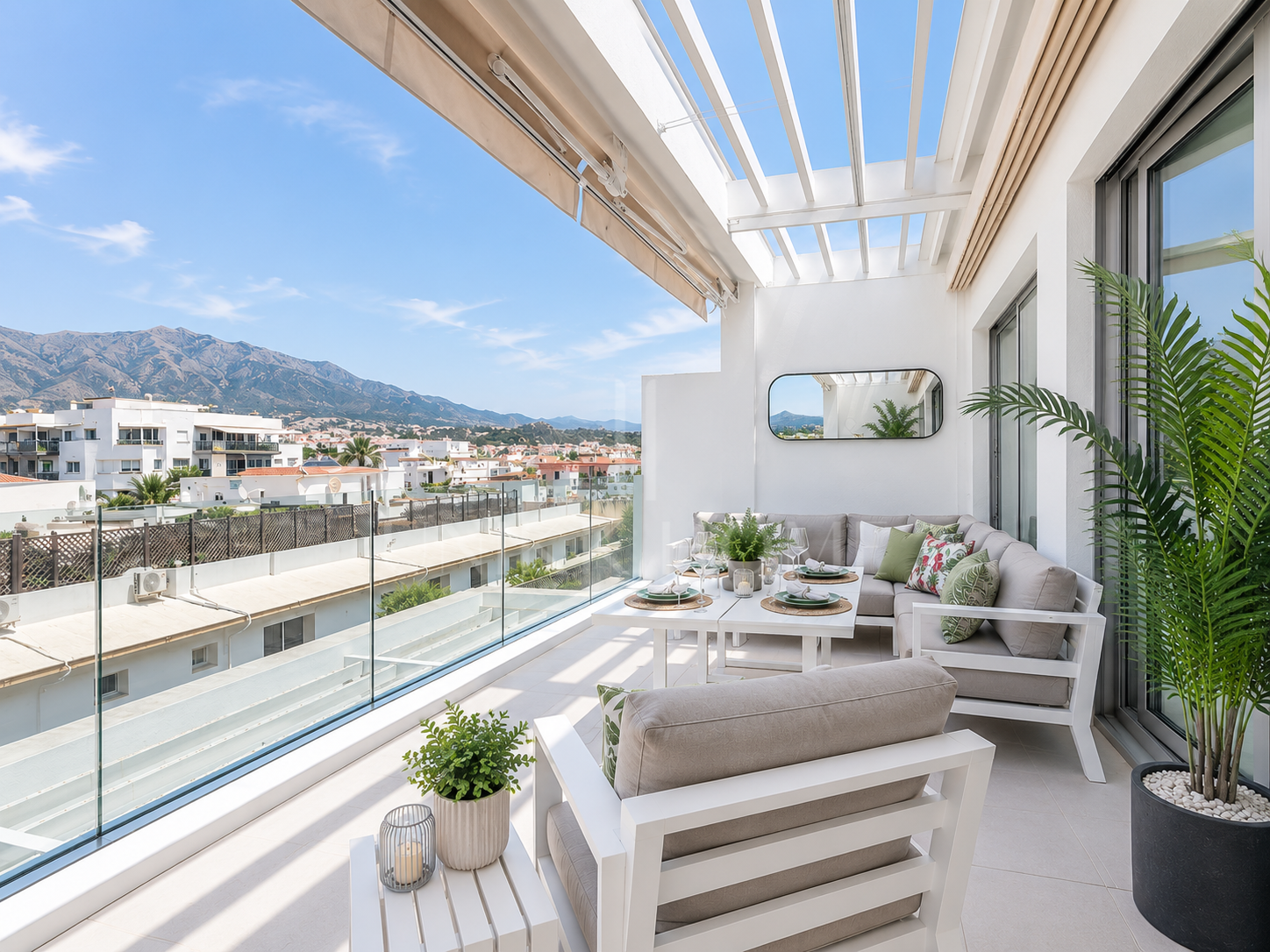 Apartment in Darya - Modern Development Fronline Sea on the Beach Promenade of Estepona Center