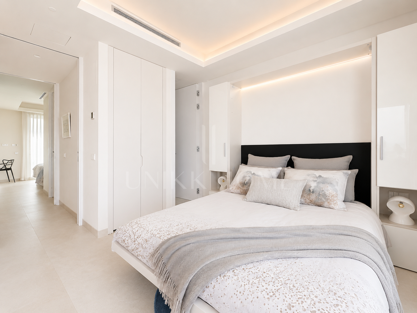 Apartment in Darya - Modern Development Fronline Sea on the Beach Promenade of Estepona Center