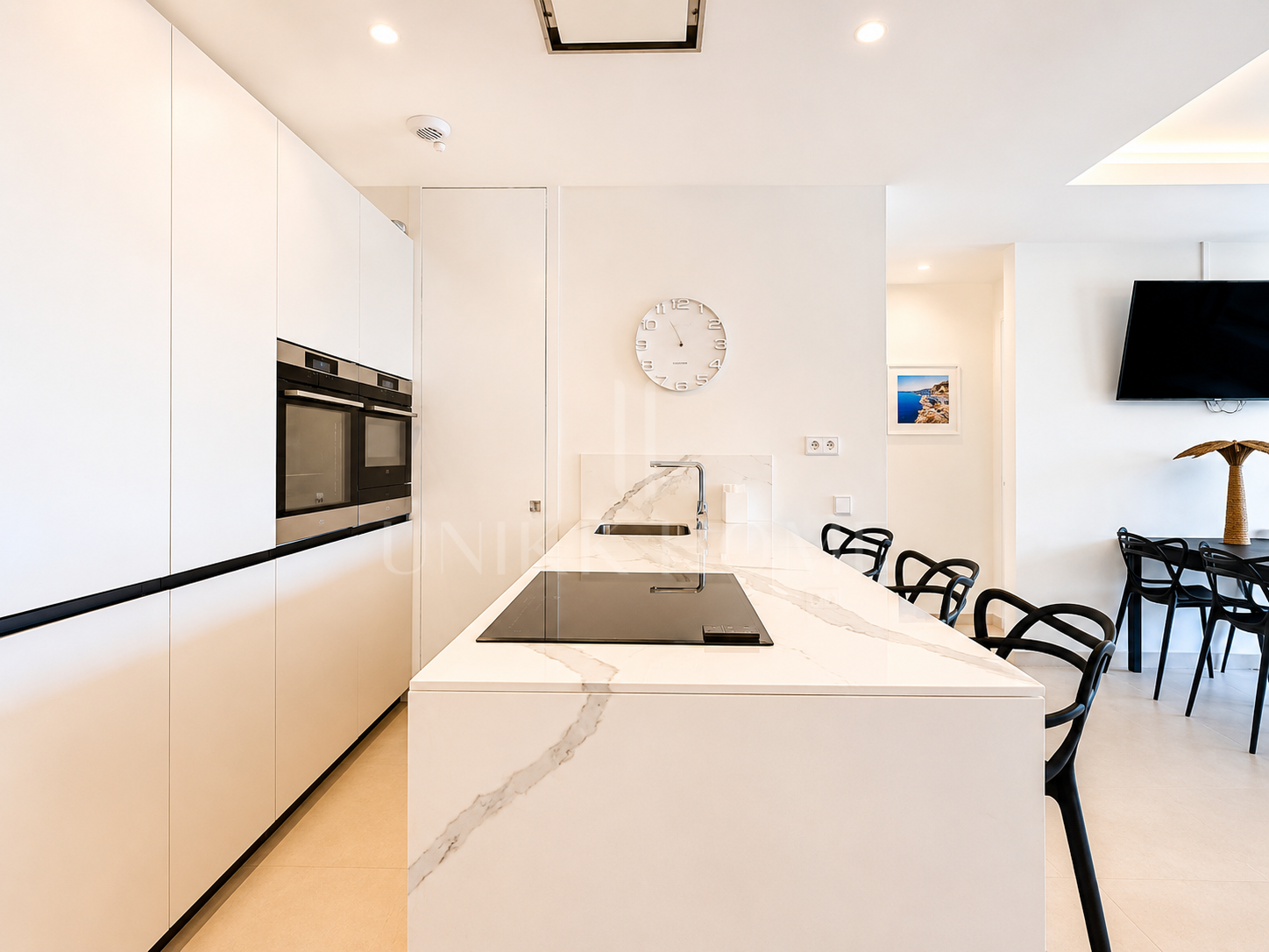 Apartment in Darya - Modern Development Fronline Sea on the Beach Promenade of Estepona Center