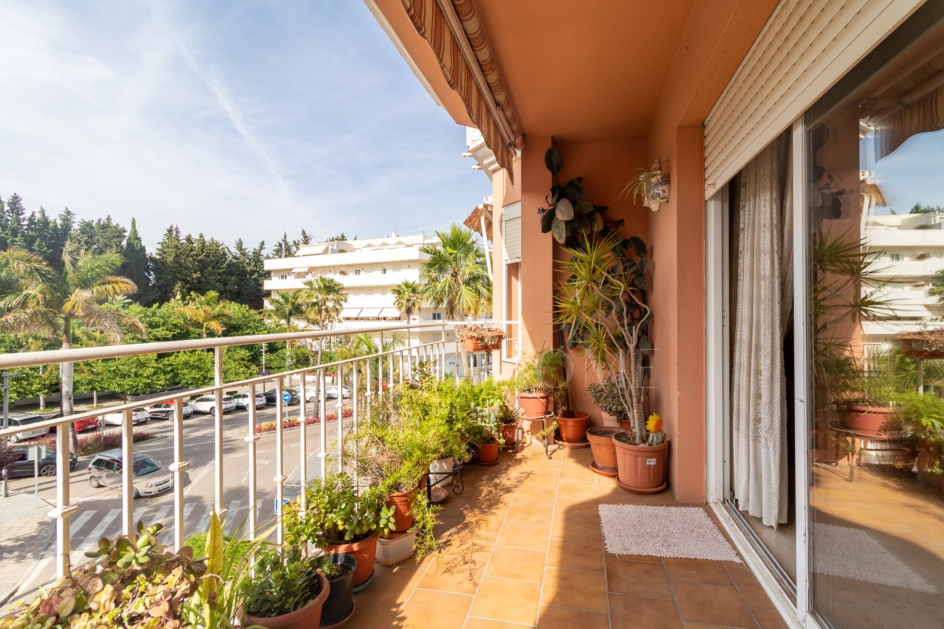 Amplia Vivienda a un paso de la Playa y el Paseo Marítimo - Centro de Estepona