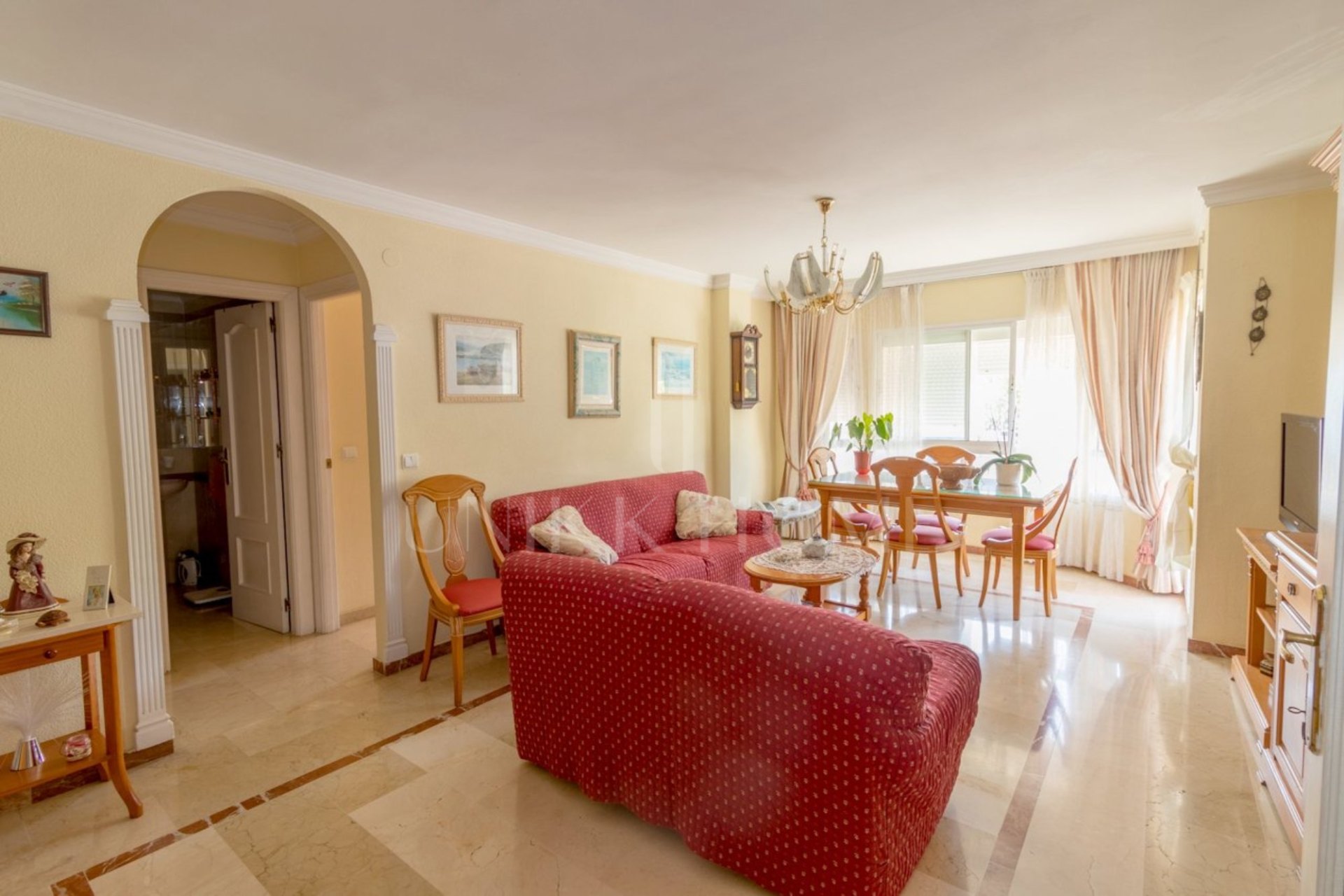 Amplia Vivienda a un paso de la Playa y el Paseo Marítimo - Centro de Estepona