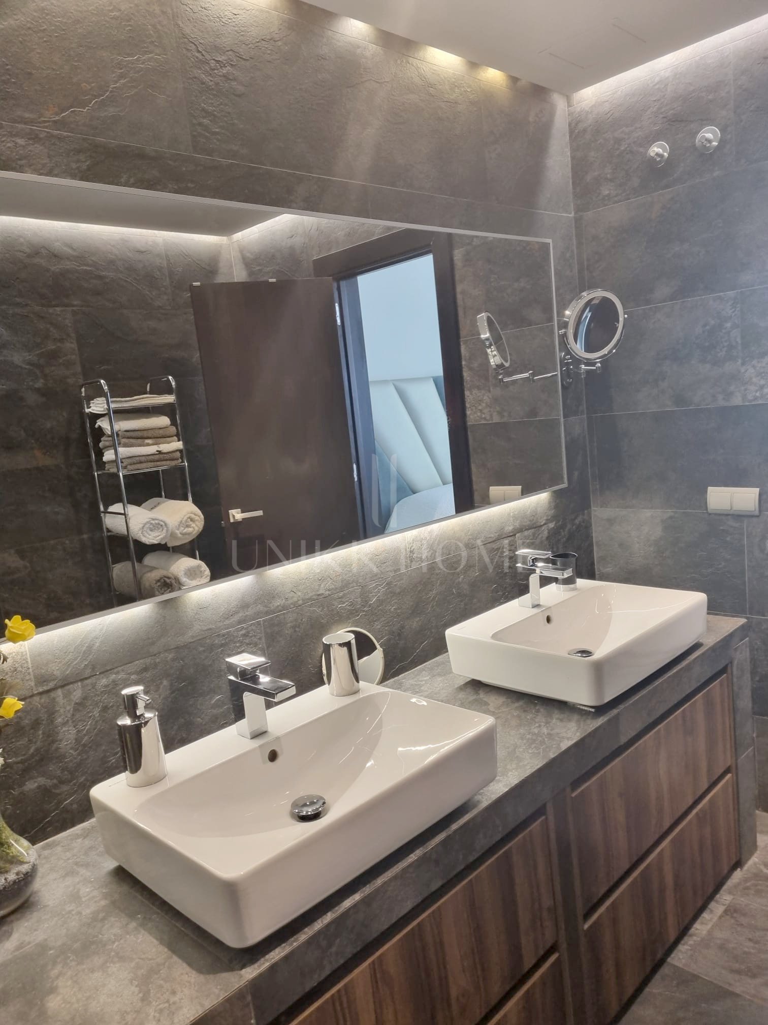 Renovated Apartment with Large Terrace in La Quinta - Benahavis