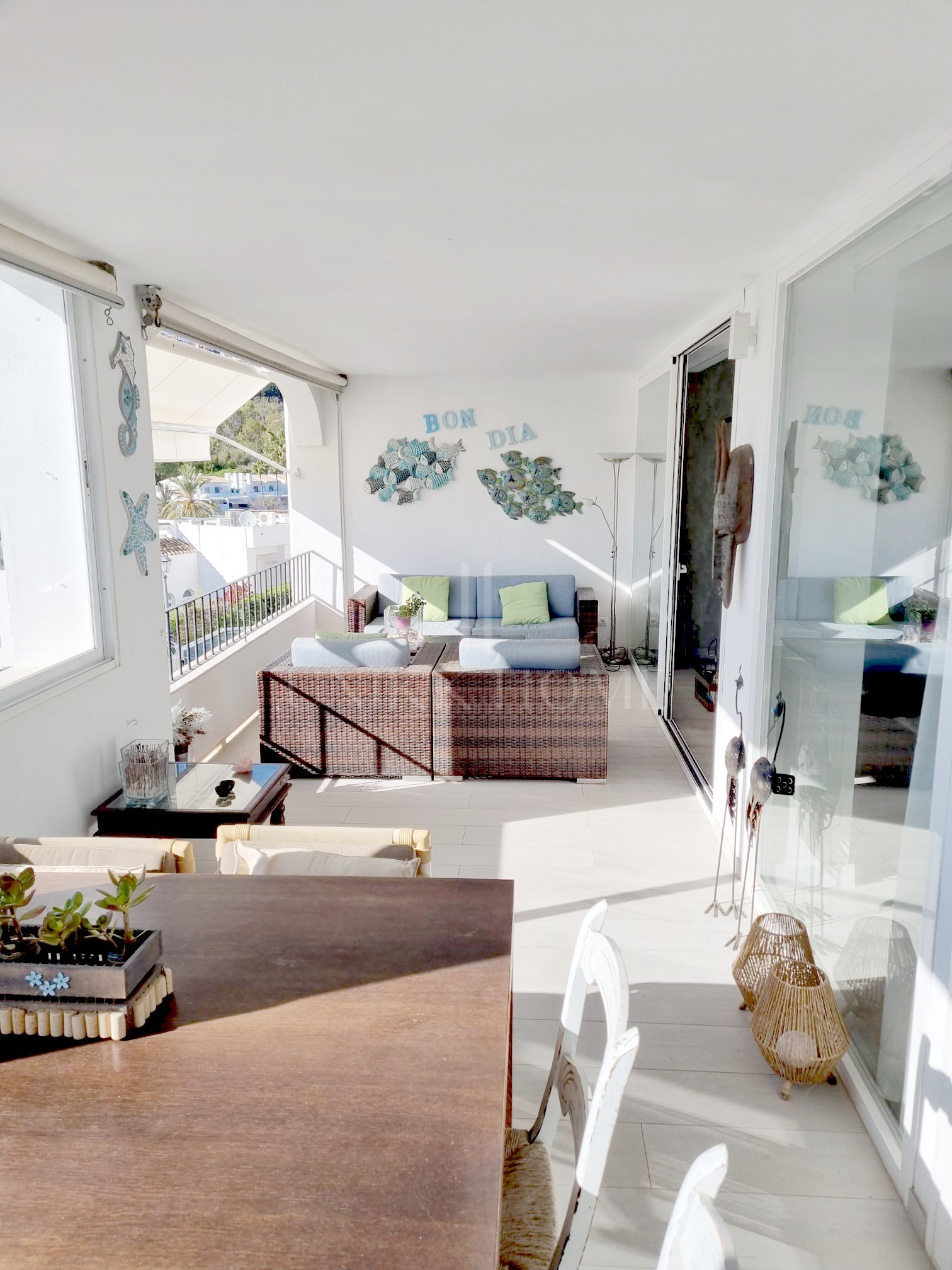 Renovated Apartment with Large Terrace in La Quinta - Benahavis