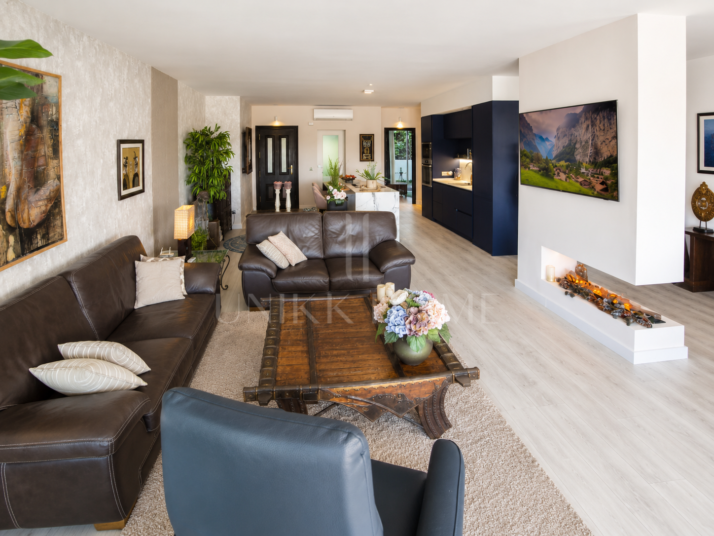 Renovated Apartment with Large Terrace in La Quinta - Benahavis