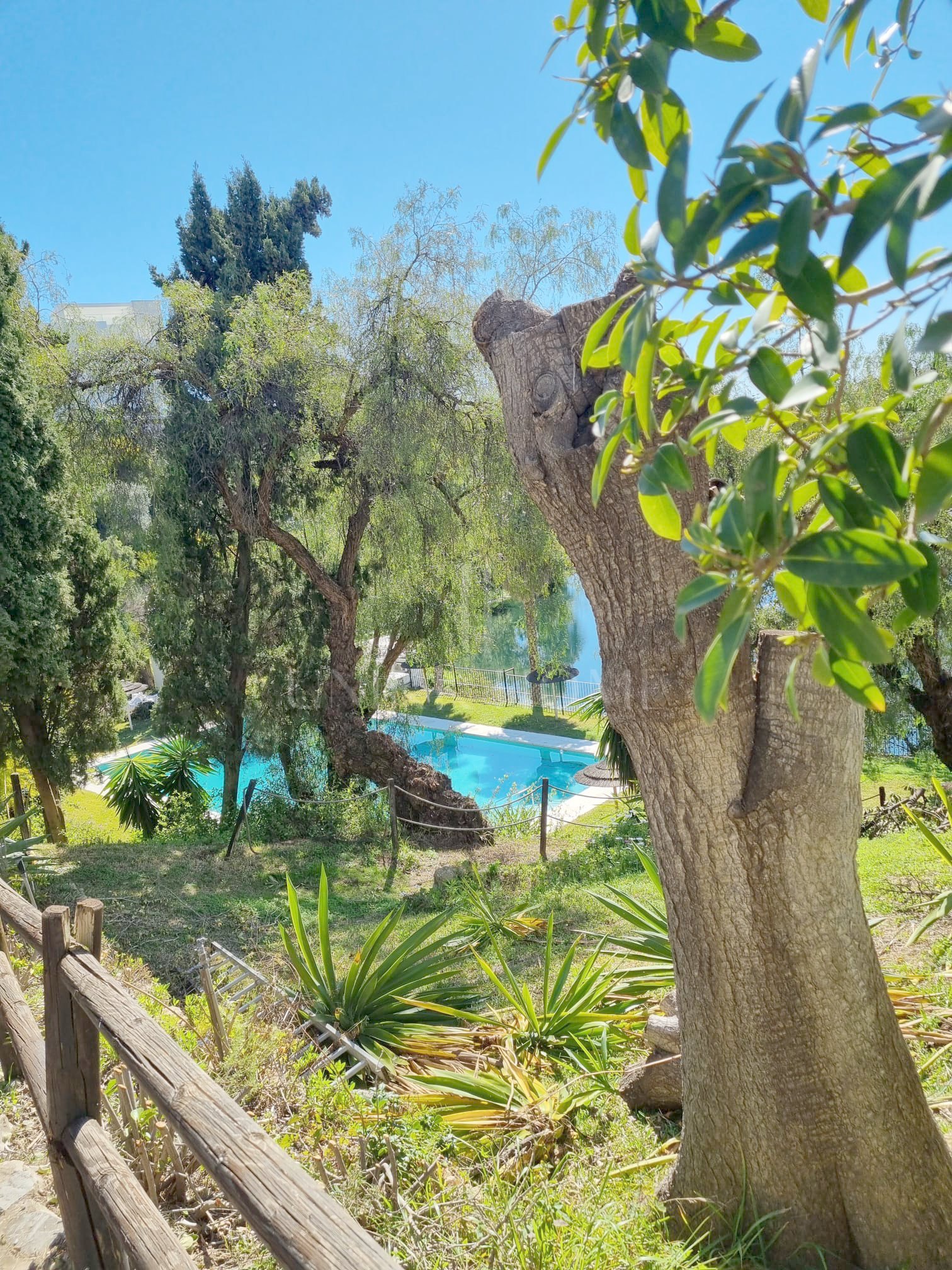 Renovated Apartment with Large Terrace in La Quinta - Benahavis