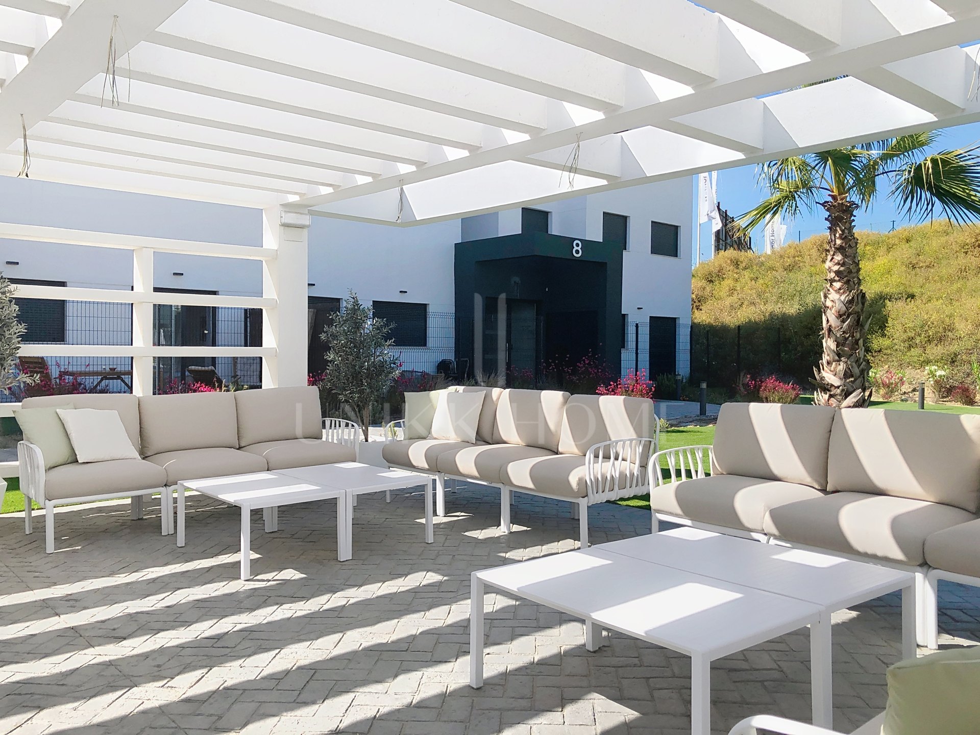 Turn Key Apartment in Modern Complex Close to the Beach - Estepona West