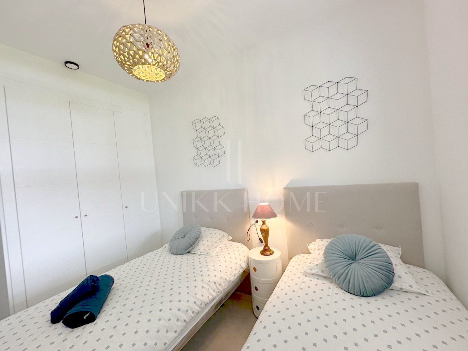 Turn Key Apartment in Modern Complex Close to the Beach - Estepona West