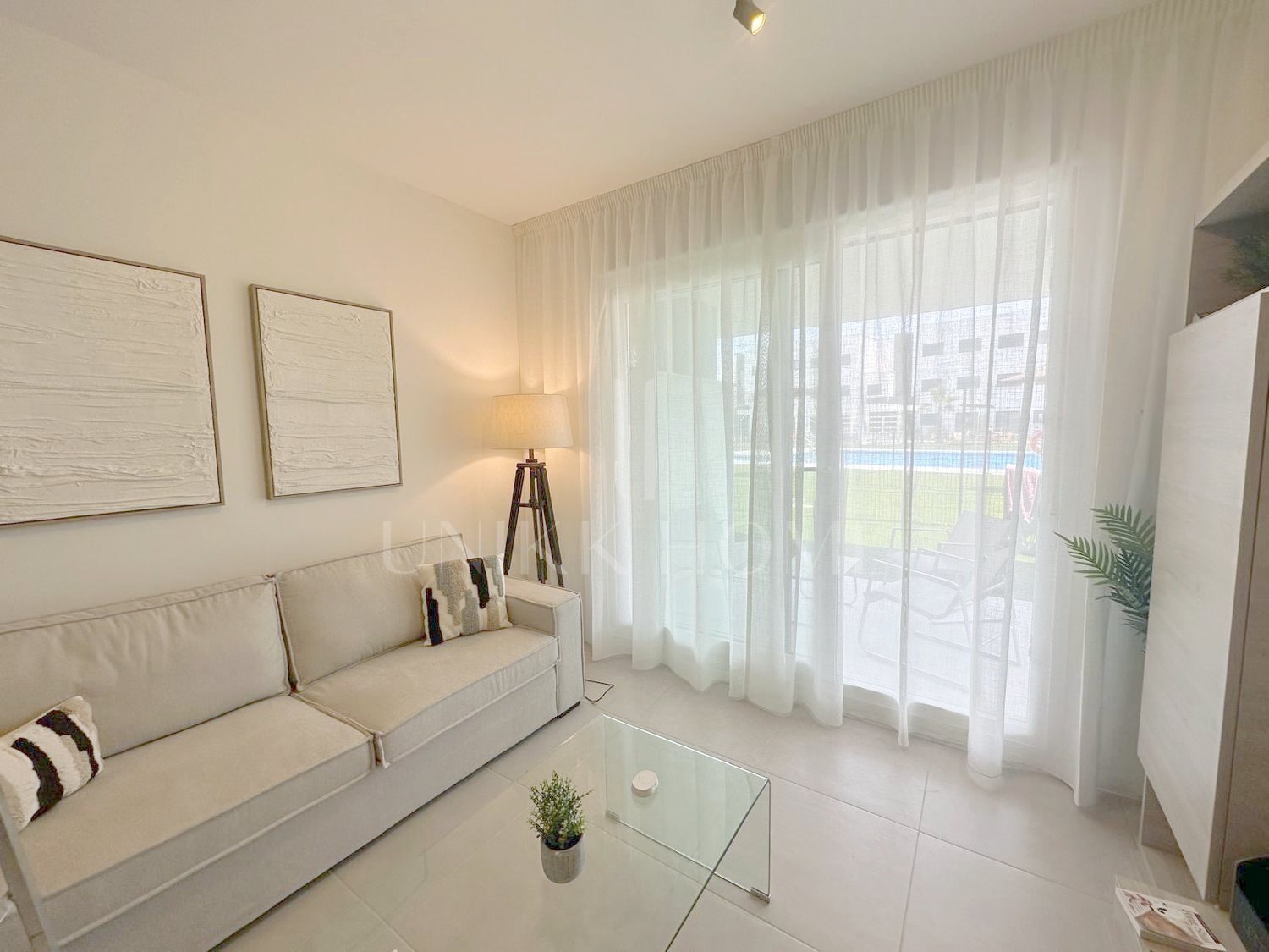 Turn Key Apartment in Modern Complex Close to the Beach - Estepona West
