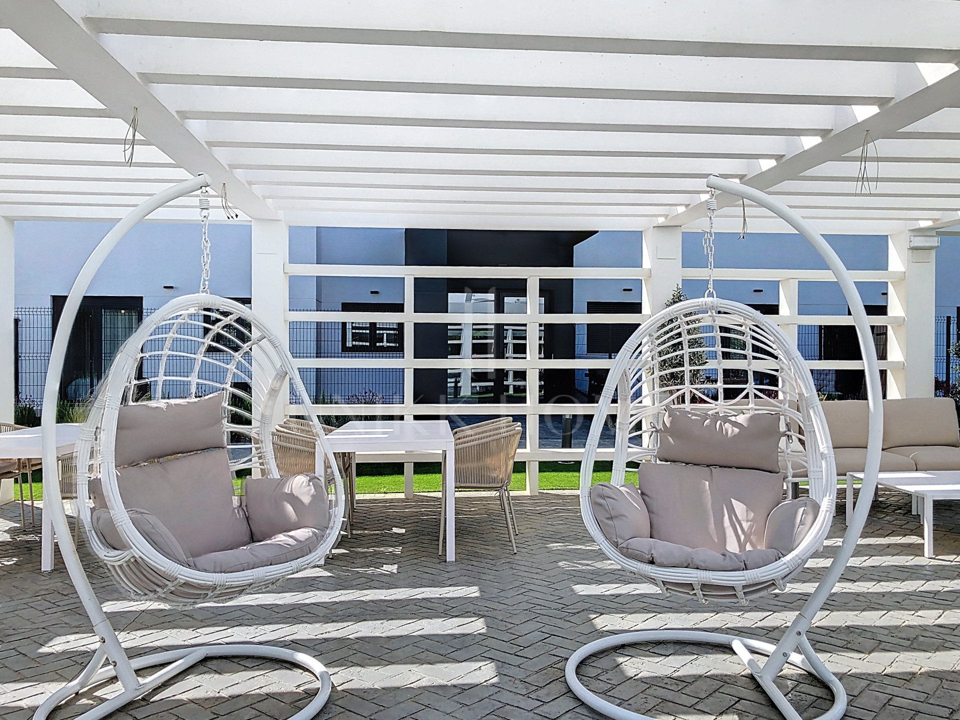 Turn Key Apartment in Modern Complex Close to the Beach - Estepona West