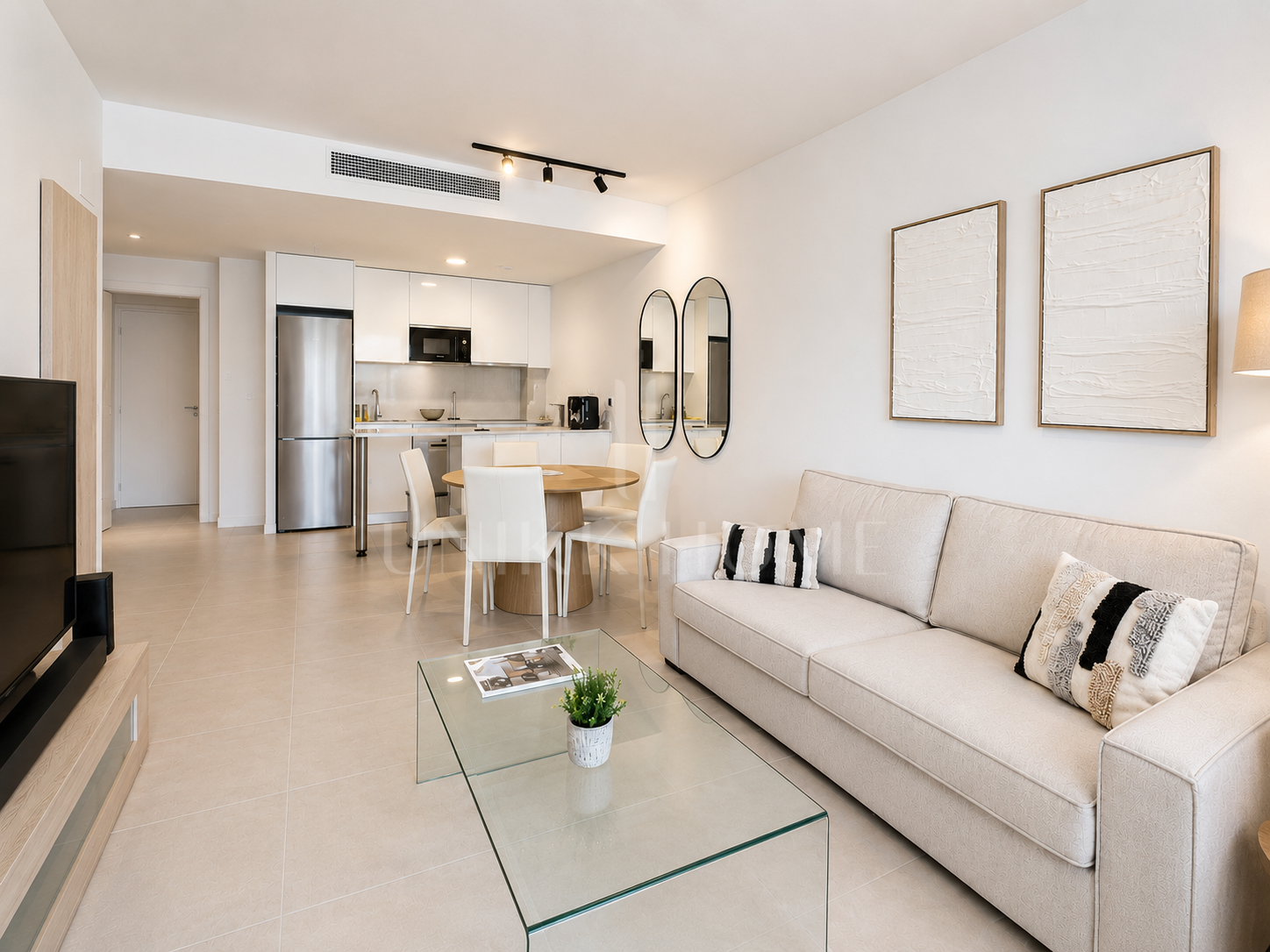 Turn Key Apartment in Modern Complex Close to the Beach - Estepona West