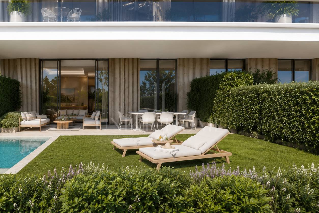 Modern 2 Bedroom Ground Floor Apartment with Private Garden and Pool - Duquesa Manilva