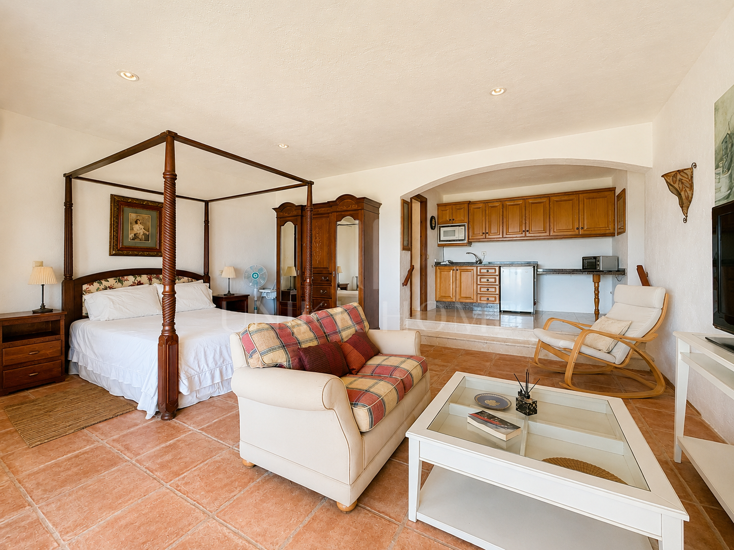 Villa Aubrey | Elegancia Andaluza con Vistas Panorámicas al Mediterráneo - Estepona Bahia Dorada